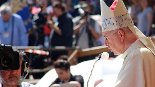 Abp Stanisław Gądecki (P) podczas uroczystości święta Najświętszej Maryi Panny Królowej Polski na Jasnej Górze Fot. PAP/W. Deska