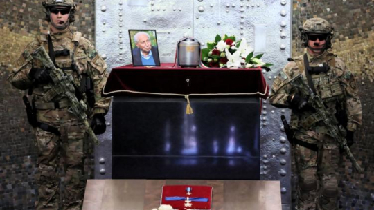 Uroczystości pogrzebowe żołnierza Kedywu Armii Krajowej, powstańca warszawskiego, kawalera orderu Virtuti Militari Stanisława Likiernika "Stacha". Warszawa, 21.05.2018. Fot. PAP/T. Gzell