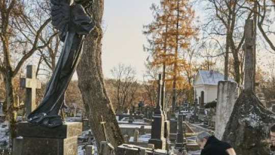 Litwa, 27.11. 2018 r. Wicepremier prof. Piotr Gliński na Cmentarzu na Rossie. Fot. B. Frączak/Instytut Polski w Wilnie