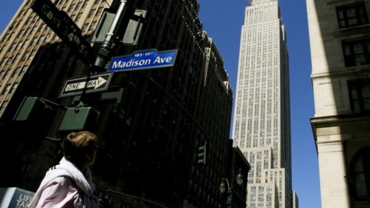Nowy Jork, USA. Widok na niegdyś najwyższy drapacz chmur na świecie: Empire State Building w dzielnicy Manhattan. Fot. PAP/EPA/J. Lane
