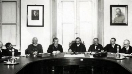   Rząd Wincentego Witosa 1923. Skład po zmianach 27.X.1923. Źródło: Wikimedia Commons