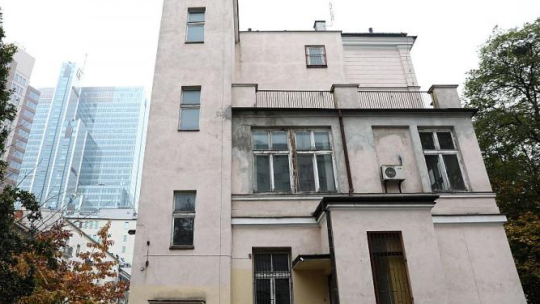 Dawny szpital dziecięcy przy ul. Siennej/Śliskiej w Warszawie - siedziba Muzeum Getta Warszawskiego. Fot. PAP/R. Guz 