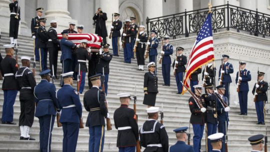 Waszyngton, USA, 05.12.2018 r. Uroczystości pogrzebowe George'a W.H. Busha. Fot. PAP/EPA/S. Thew