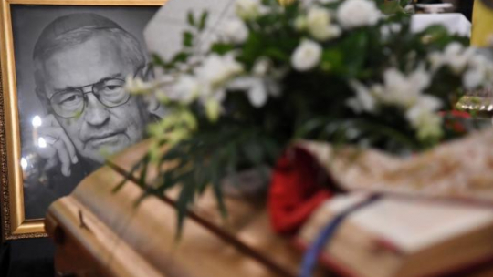 Kraków, 02.01.2019. Uroczystości pogrzebowe bp. Tadeusza Pieronka w Katedrze na Wawelu w Krakowie. Fot. PAP/J. Bednarczyk