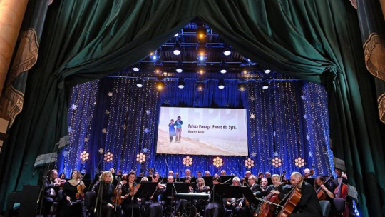 Charytatywny koncert kolęd "Polska pomaga - Pomoc dla Syrii", zorganizowany w Teatrze Królewskim w warszawskich Łazienkach. Fot. PAP/J. Turczyk