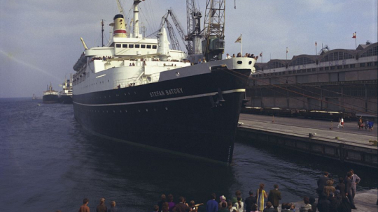 Transatlantyk „Stefan Batory”. Gdynia, 1973. Fot. PAP/PAI/K. Kamiński