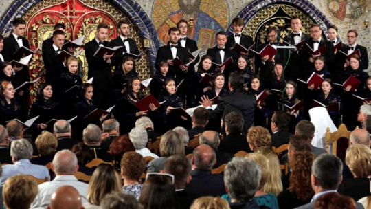 Koncert galowy z udziałem Akademickiego chóru studentów Charkowskiej Państwowej Akademii Kultury z Ukrainy, 2018 r. Fot. PAP/A. Reszko