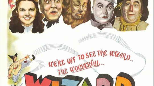 Plakat filmu „Czarnoksiężnik z krainy Oz”. Źródło: Wikimedia Commons