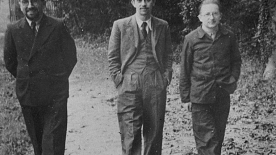 Od lewej: Henryk Zygalski, Jerzy Różycki i Marian Rejewski. Poznań, lata 30. XX w. Fot. PAP/Reprodukcja