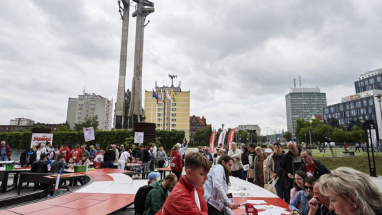 Uczestnicy rozpoczętych w Gdańsku obchodów Święta Wolności i Solidarności. Fot. PAP/A. Warżawa