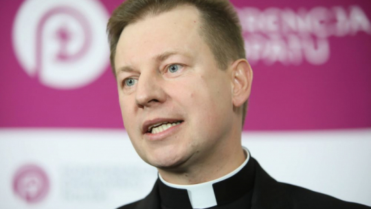 Ks. Paweł Rytel-Andrianik. Fot. PAP/L. Szymański