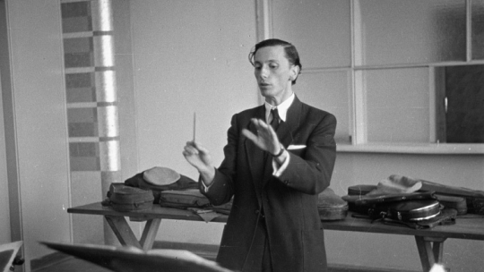 Andrzej Panufnik. 1946 r. Fot. PAP/CAF/S. Dąbrowiecki