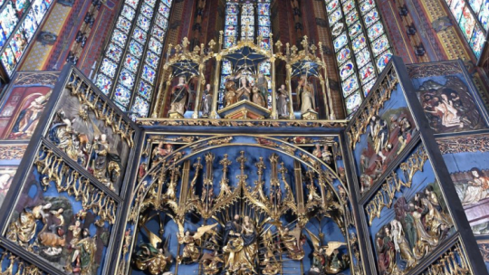 Ołtarz Wita Stwosza w bazylice Mariackiej w Krakowie. Fot. PAP/J. Bednarczyk