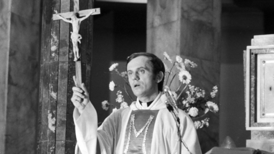 Warszawa 29.05.1983. Msza Święta za Ojczyznę w kościele pw. św. Stanisława Kostki na Żoliborzu - ksiądz Jerzy Popiełuszko.  PAP/G. Rogiński