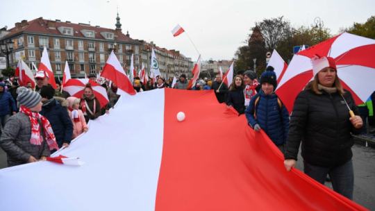 Gdańsk, 11.11.2019. Uczestnicy Parady Niepodległości z okazji obchodów Święta Niepodległości, która przeszła 11 bm. ulicami Gdańska. Fot. PAP/A. Warżawa