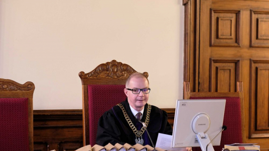 Sędzia Maciej Dutkowski ogłasza wyrok w procesie b. zomowca Romana S. Katowice, 13.12.2019. Fot. PAP/A. Grygiel