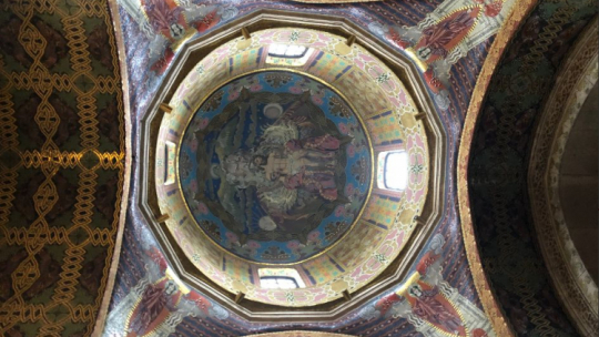 Mozaika na sklepieniu kopuły katedry ormiańskiej po pracach konserwatorskich. Źródło: MKiDN