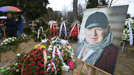 Uroczystości pogrzebowe Jerzego Gruzy na Powązkach Wojskowych w Warszawie. Fot. PAP/M. Obara