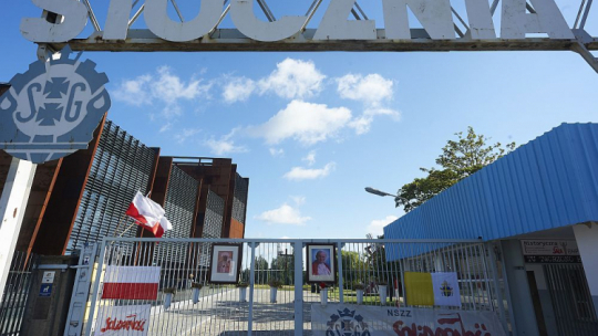 Brama Stoczni Gdańskiej. Fot. PAP/D. Kulaszewicz