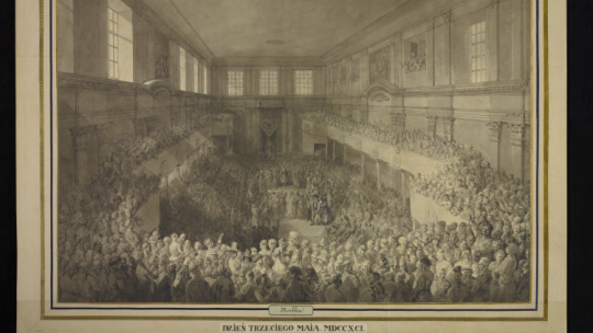 Rys. na tekturowej podkładce, obramowany tłoczeniem i ozdobnym papierem. Sygn. i data tuszem z prawej na kompoz. Nazwa aut.: Jean-Pierre Norblin de la Gourdaine. Na rewersie adnot. ołówkiem: „Dzień III Maja 1791 r., w którym konstytucja uchwalona została Izba Seymowa w Zamku Warszawskim przez Norblina rysowana Malarza Francuskiego którego Xiężna Czartoryska Generałowa podówczas Ziem Podolskich była do Polski sprowadziła”. Tyt. wg katalogu. Źródło: Biblioteka Narodowa/Polona