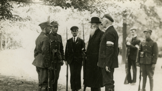 Warszawa, sierpień 1920 r. Szkolenie Straży Obywatelskiej w czasie bitwy warszawskiej. Źródło: Instytut Polski i Muzeum im. Gen. Sikorskiego w Londynie/Ośrodek KARTA
