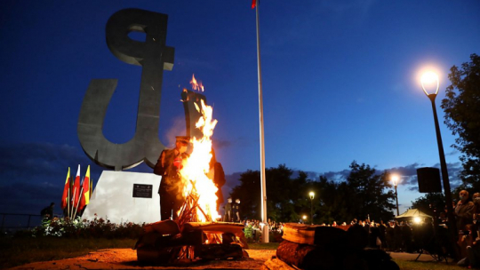 Uroczyste zapalenie Ognia Pamięci na Kopcu Powstania Warszawskiego na stołecznym Mokotowie. 01.08.2020. Fot. PAP/R. Guz