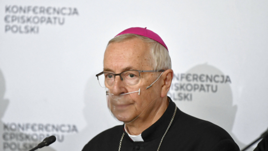 Łódź, 05.10.2020. Przewodniczący Konferencji Episkopatu Polski abp Stanisław Gądecki podczas polskiej prezentacji encykliki papieża Franciszka "Fratelli tutti” o braterstwie i przyjaźni społecznej. PAP/G. Michałowski