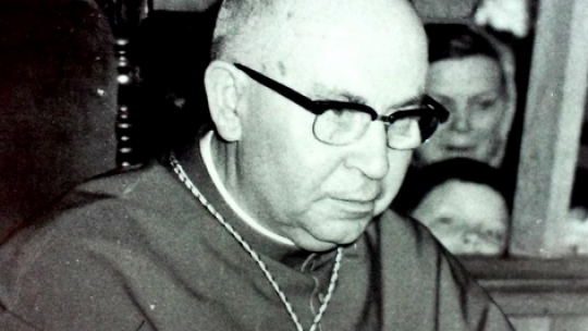 Abp Bolesław Kominek, 1973 r. Źródło: Wikipedia Commons