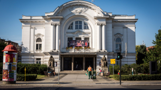  Toruń, 05.09.2015. Teatr im. Wilama Horzycy. PAP/T. Żmijewski