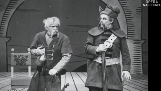 Bernard Ładysz - aria Skołuby „Ten zegar stary” z opery „Straszny dwór” S. Moniuszki. Źródło: Teatr Wielki-Opera Narodowa