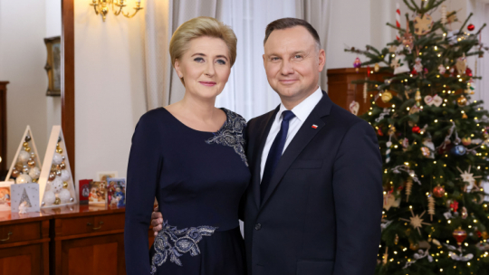 Para Prezydencka złożyła życzenia z okazji Świąt Bożego Narodzenia. Źródło: Prezydent.pl
