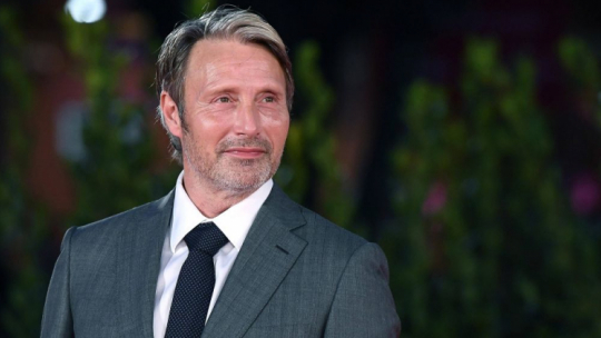 Mads Mikkelsen. Fot. PAP/EPA/E. Ferrari