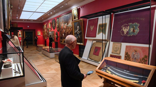 Eksponaty prezentowane w Muzeum Książąt Czartoryskich w Krakowie. 19.12.2019. Fot. PAP/J. Bednarczyk