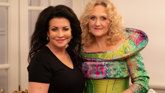 Simone Kermes (z prawej) i Alicja Węgorzewska. Źródło: Warszawska Opera Kameralna/J. Budzyński