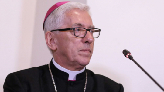 Abp metropolita katowicki Wiktor Skworc. Fot. PAP/W. Deska