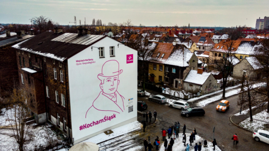 Zabrze, 02.02.2021. Ekologiczny mural z Wojciechem Korfantym w Zabrzu. Fot. PAP/A. Grygiel