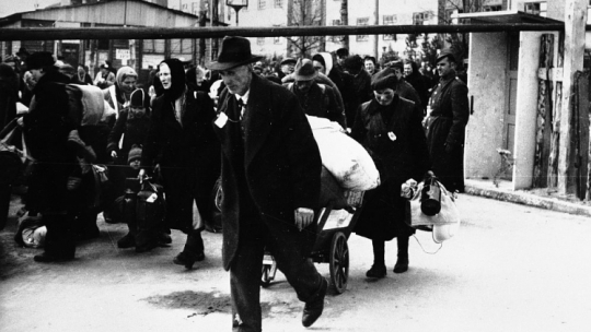 Wysiedlanie Niemców. Szczecin, 1946 r. Fot. PAP/CAF/Reprodukcja