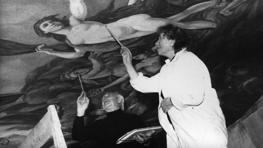 Łucja i Józef Oźminowie odtwarzają plafon Bacciarellego w Sali Balowej Zamku Królewskiego. Warszawa, 1976 r. Fot. PAP/CAF/M. Szyperko