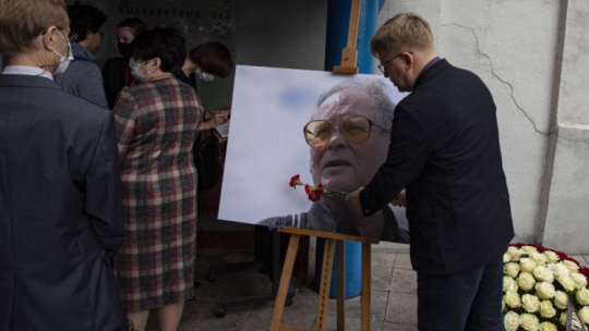 Pożegnanie Siergieja Kowalowa. Moskwa, 13.08.2021. Fot. PAP/EPA