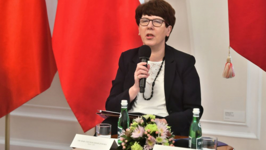  Warszawa, 20.10.2021. Historyk dr hab. Cecylia Leszczyńska podczas konferencji poświęconej historii i znaczeniu trzech powstań śląskich dla współczesnej Polski, w Belwederze. Fot. PAP/A. Lange