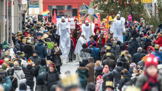 Bydgoski Orszak Trzech Króli. 06.01.2022. Fot. PAP/T. Żmijewski