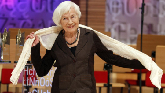 Danuta Szaflarska. 2011 r. Fot. PAP/A. Grygiel