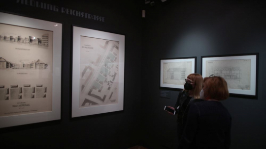 Wystawa „Niechciana stołeczność. Architektura i urbanistyka Krakowa w czasie okupacji niemieckiej 1939-1945” w Międzynarodowym Centrum Kultury w Krakowie. Fot. PAP/Ł. Gągulski