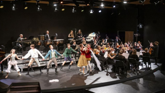 Koncert z udziałem Orkiestry Filharmonii Gorzowskiej w Muzeum II Wojny Światowej w Gdańsku na inaugurację Festiwalu Kultury Utraconej. Fot. PAP/P. Wittman