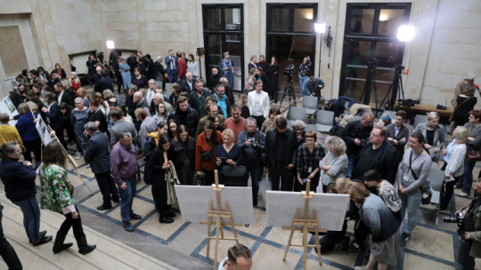 Prezentacja zgłoszonych projektów podczas konferencji prasowej w Gmachu Głównym Muzeum Narodowego w Warszawie. Fot. PAP/A. Zawada