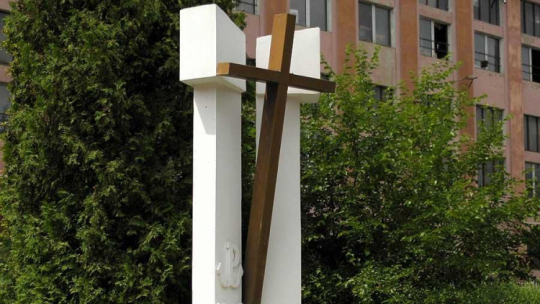 Radom. Miejsce stracenia pracowników radomskich zakładów w październiku 1942 r. Źródło: Wikipedia Commons