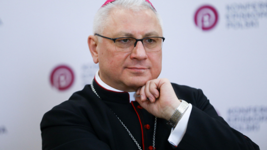Bp Artur Miziński. Fot. PAP/R. Guz