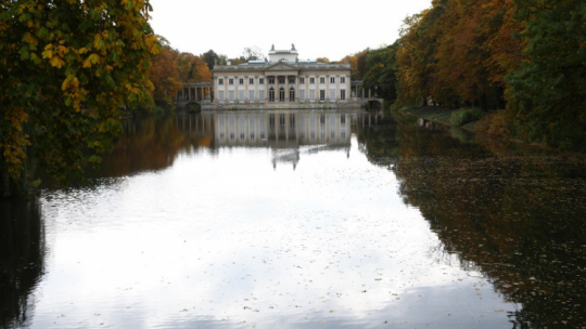 Pałac na Wodzie w Łazienkach Królewskich. Fot. PAP/R. Guz
