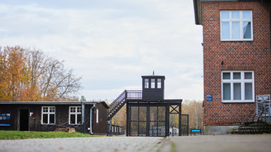 Teren byłego obozu koncentracyjnego Stutthof w Sztutowie. Fot. PAP/J. Dzban
