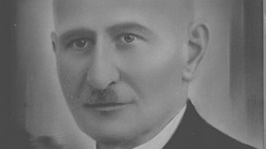 Ks. Gustaw Manitius. Źródło: Wikimedia Commons